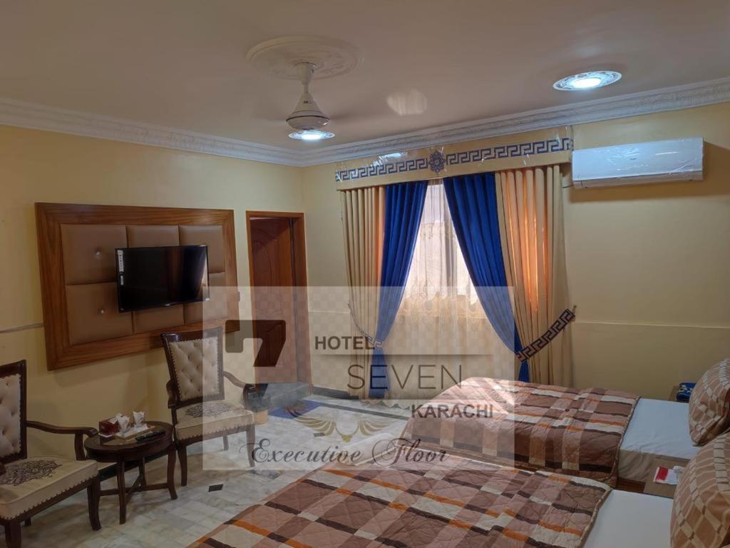 Hotel Seven 7 Karacsi Kültér fotó