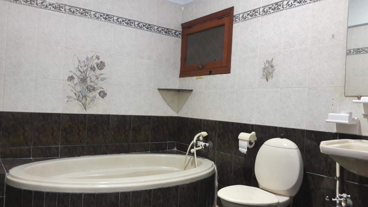 Hotel Seven 7 Karacsi Kültér fotó